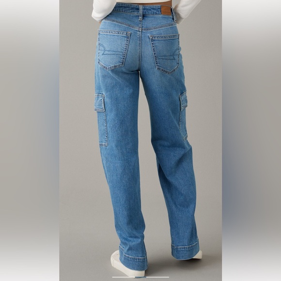 AE Dreamy Drape Stretch Super High-Waisted Cargo Baggy Wide-Leg Jean - Picture 2 of 5